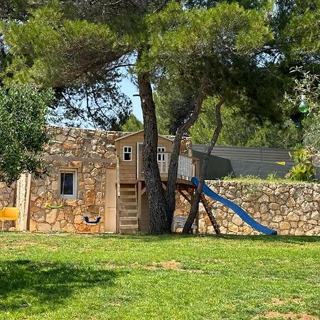 Apartments Laura Mali Lošinj Exteriör bild